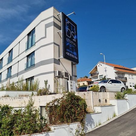 Hotel Jona Podstrana Exterior photo