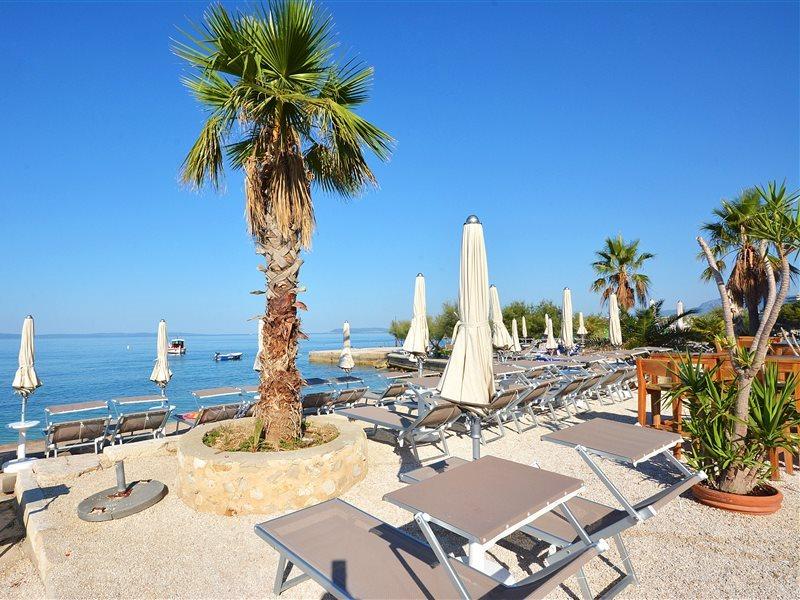 Hotel Jona Podstrana Exterior photo