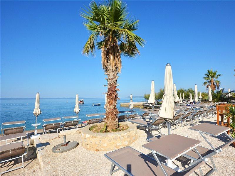 Hotel Jona Podstrana Exterior photo