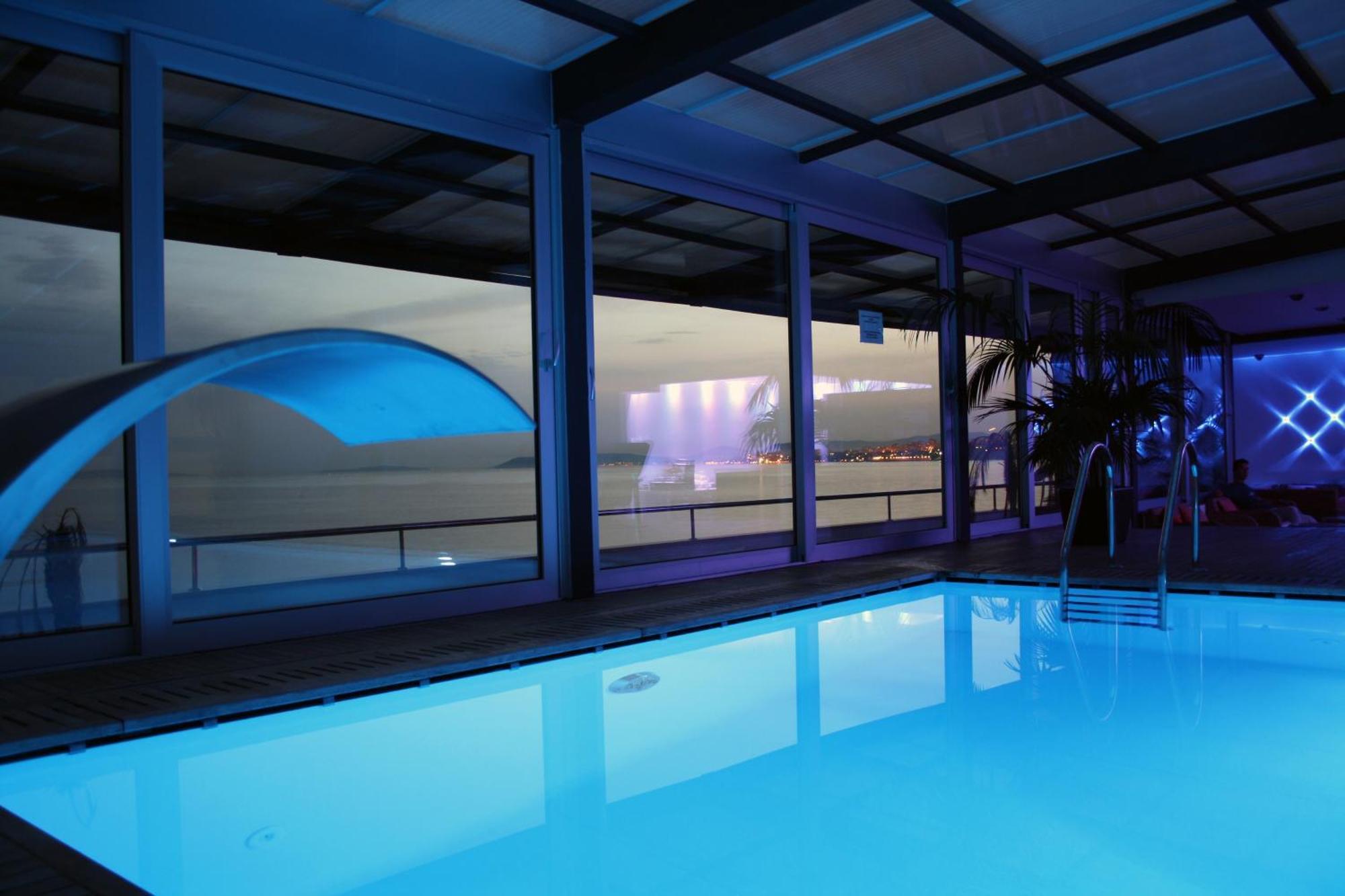 Hotel Jona Podstrana Exterior photo