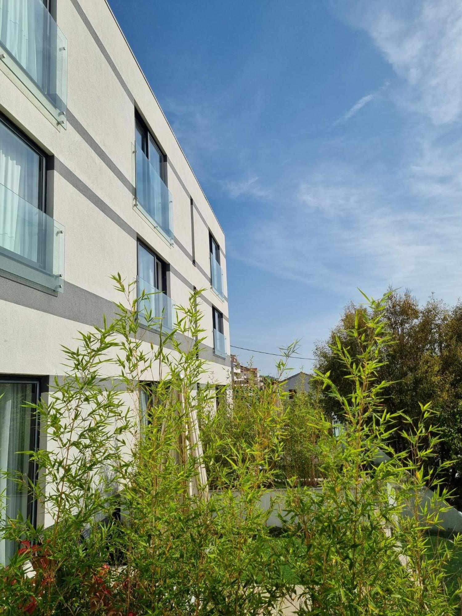 Hotel Jona Podstrana Exterior photo