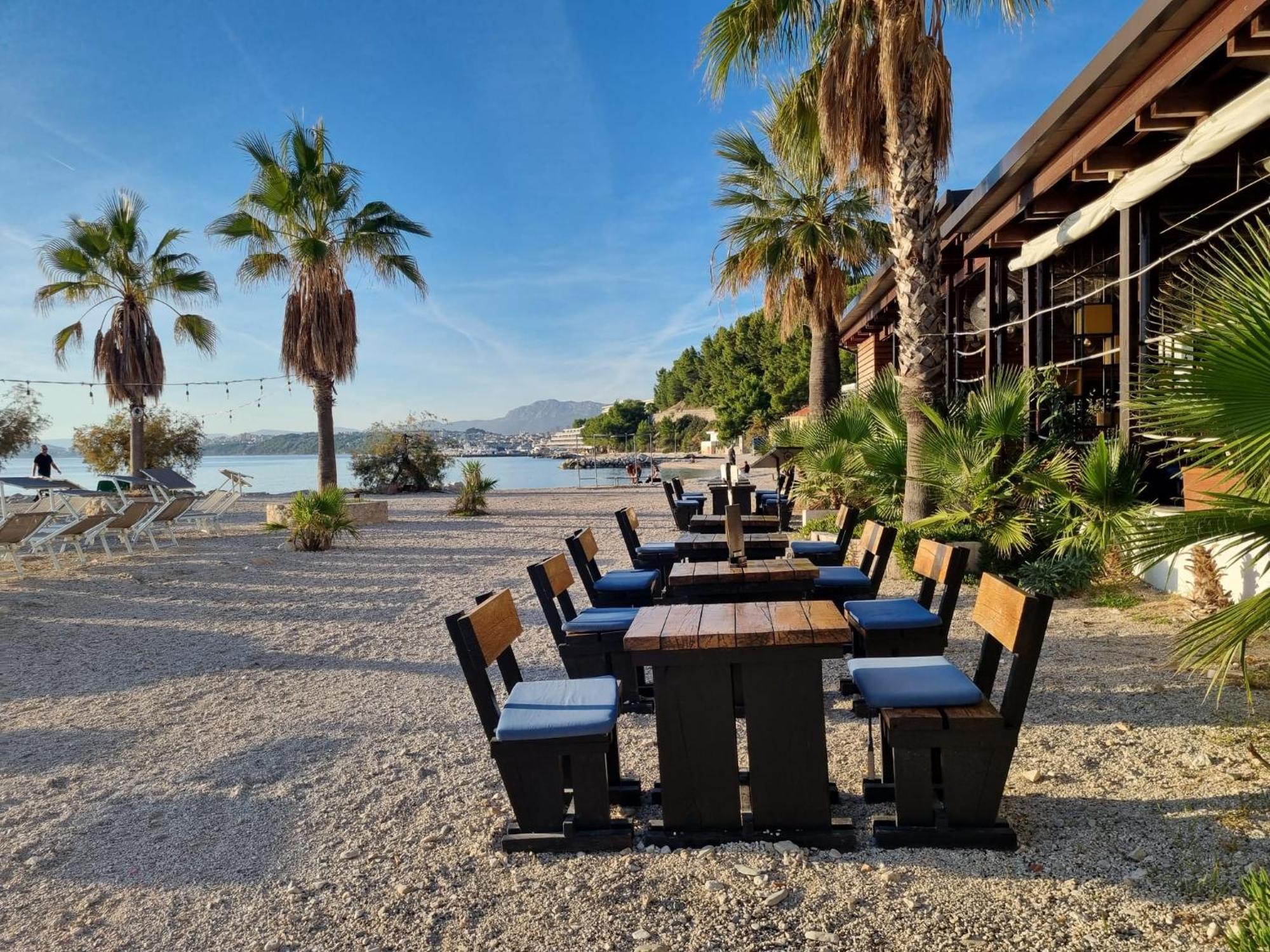Hotel Jona Podstrana Exterior photo